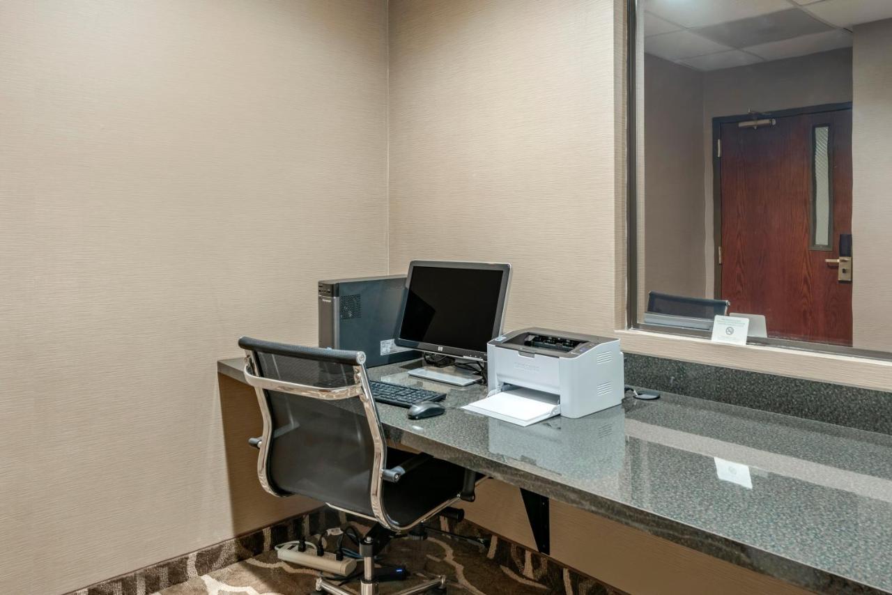 Comfort Inn & Suites St Louis-O'Fallon Εξωτερικό φωτογραφία