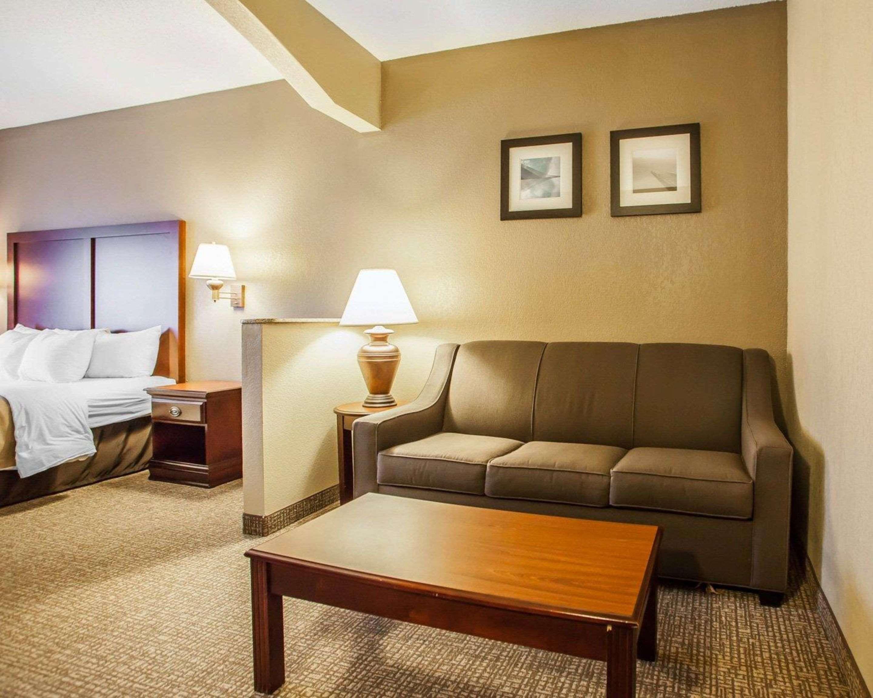 Comfort Inn & Suites St Louis-O'Fallon Εξωτερικό φωτογραφία