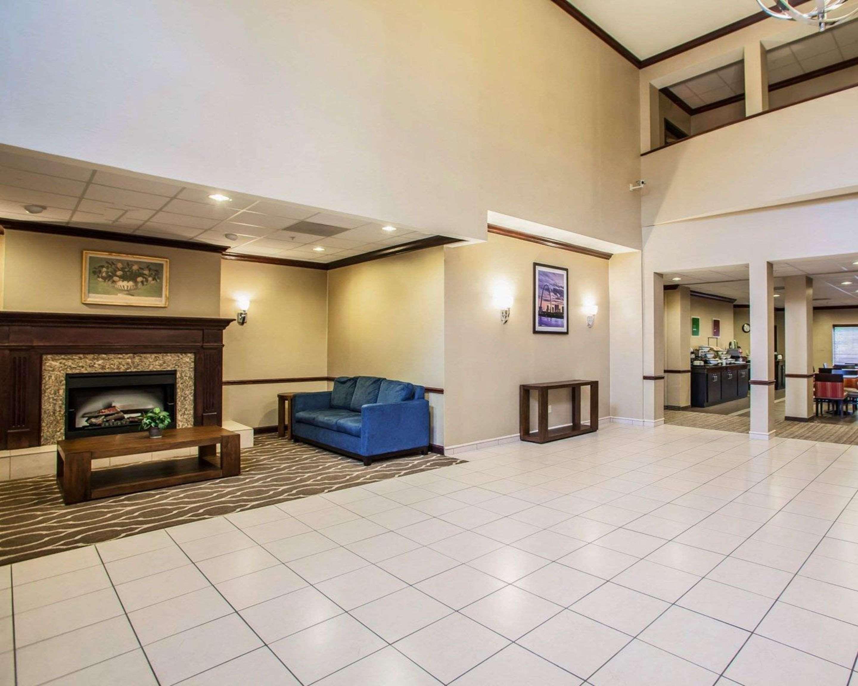 Comfort Inn & Suites St Louis-O'Fallon Εξωτερικό φωτογραφία