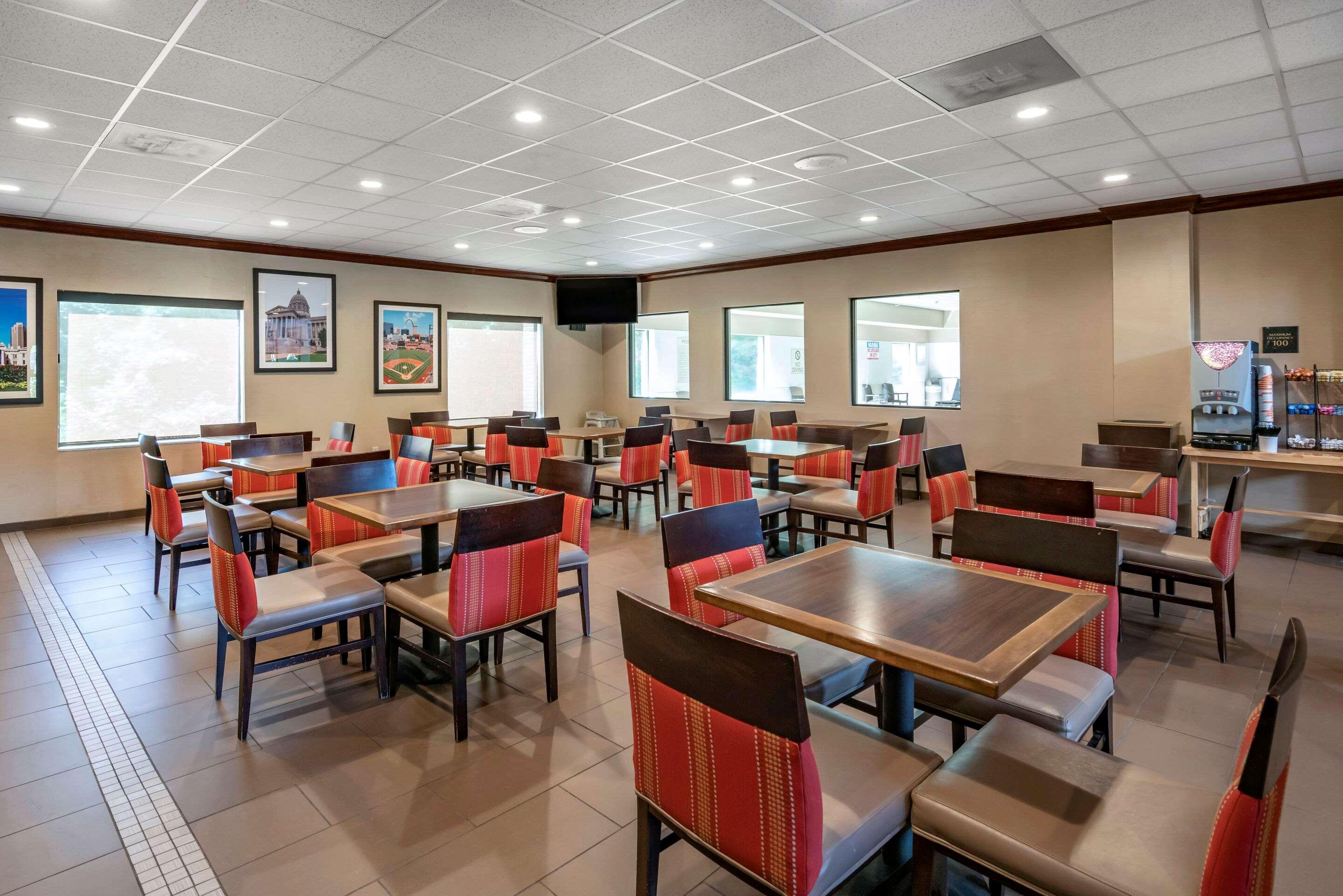 Comfort Inn & Suites St Louis-O'Fallon Εξωτερικό φωτογραφία